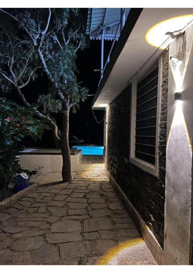 Lake City Villa Udaipur Exterior photo